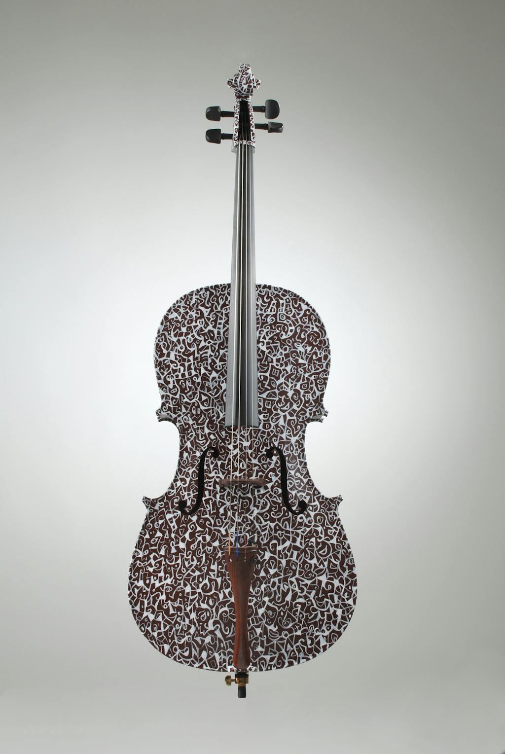 Cello "Boléro", painted by Elena Birkenwald in 2000
