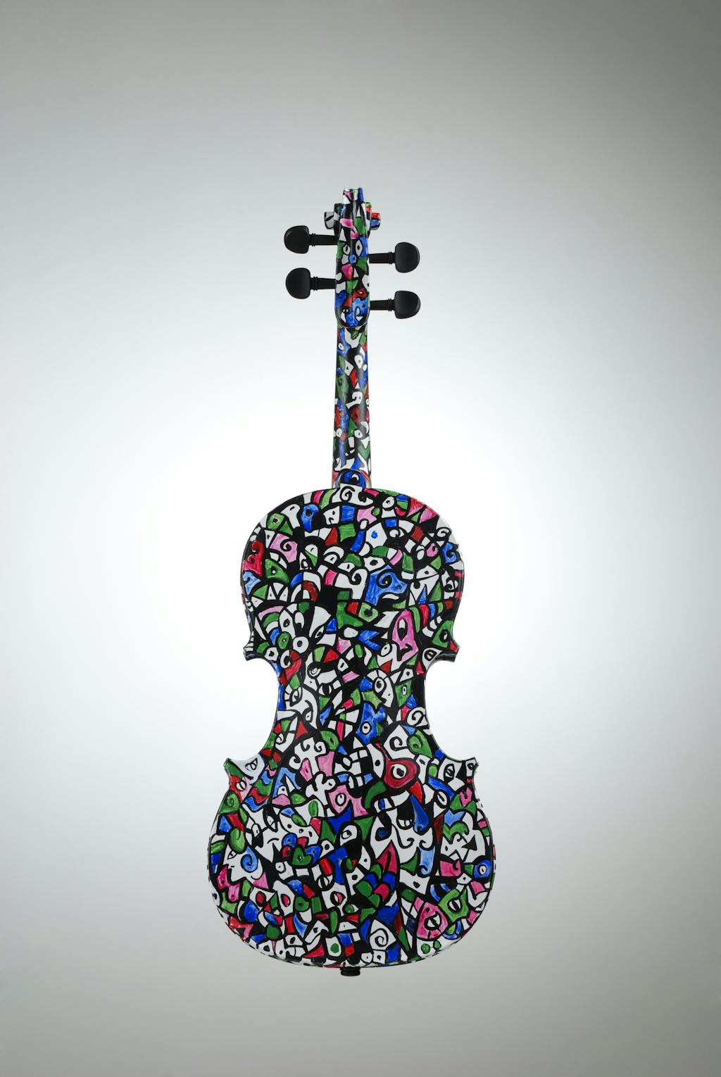 Violin "Spring", painted by Elena Birkenwald in 2007
